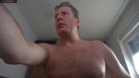 Snapshot of iliebetight chatting on 12.22.25 iliebetight online show from 12.22.25