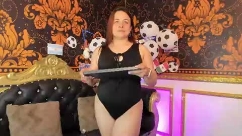 Snapshot of iliy_pervertedx chatting on 07.13.26 LILY online show from 07.13.26