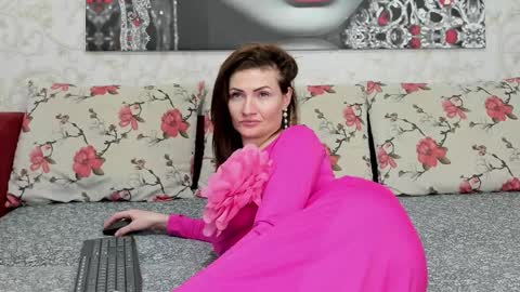 Snapshot of illegalbeauty87 chatting on 12.03.24 Ingrid or more easier...Miss  GoDDess Mistress online show from 12.03.24