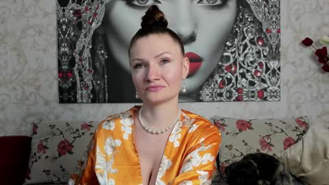 Snapshot of illegalbeauty87 chatting on 02.03.25 Ingrid or more easier...Miss  GoDDess Mistress online show from 02.03.25