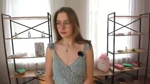 Snapshot of ilonamoorman chatting on 06.27.26 Ilona online show from 06.27.26