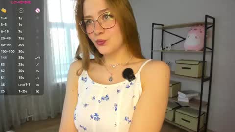 Snapshot of ilonamoorman chatting on 07.11.26 Ilona online show from 07.11.26