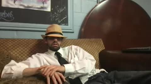 Snapshot of ilove2bnaked4u chatting on 09.21.25 Ryan online show from 09.21.25