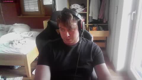 iloveyoutoo2000 online show from 01.10.25