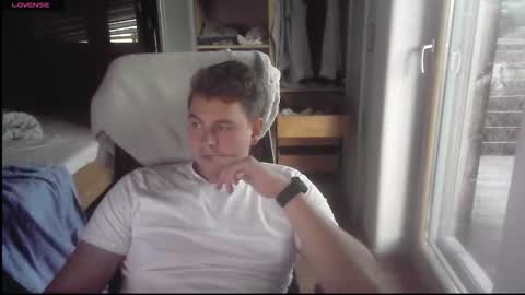 iloveyoutoo2000 online show from 09.30.25