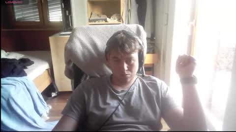 iloveyoutoo2000 online show from 10.02.25