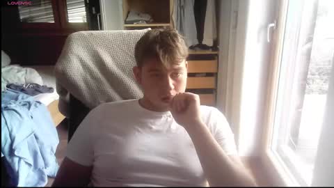 iloveyoutoo2000 online show from 10.07.25