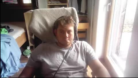 iloveyoutoo2000 online show from 10.10.25