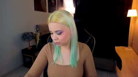 Roxy online show from 11.23.25