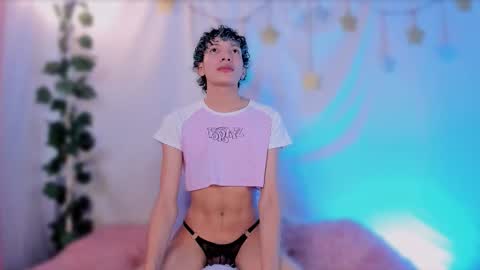 Alejo independent model   online show from 10.25.25