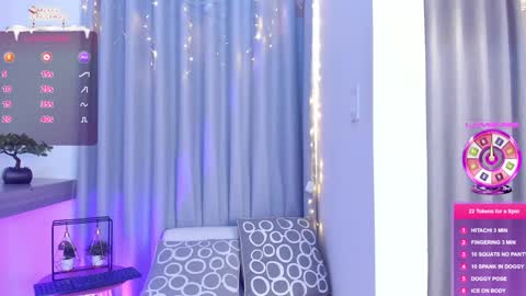 Snapshot of im_antonia chatting on 12.24.24  LUCY online show from 12.24.24