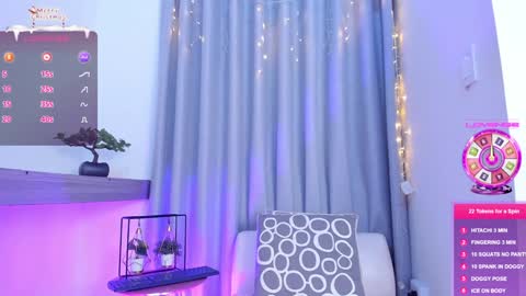 Snapshot of im_antonia chatting on 01.04.25  LUCY online show from 01.04.25