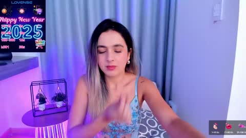 Snapshot of im_antonia chatting on 01.11.25  LUCY online show from 01.11.25