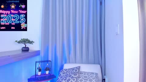 Snapshot of im_antonia chatting on 01.13.25  LUCY online show from 01.13.25