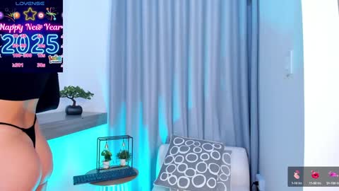 Snapshot of im_antonia chatting on 01.19.25  LUCY online show from 01.19.25