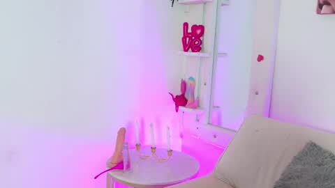 aurora online show from 09.25.25