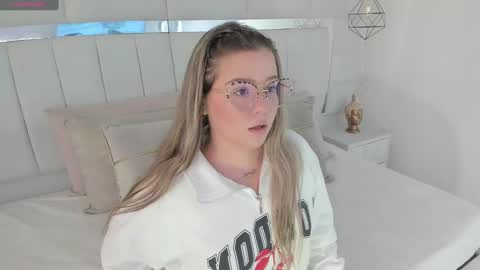 DAHLIA online show from 02.22.25