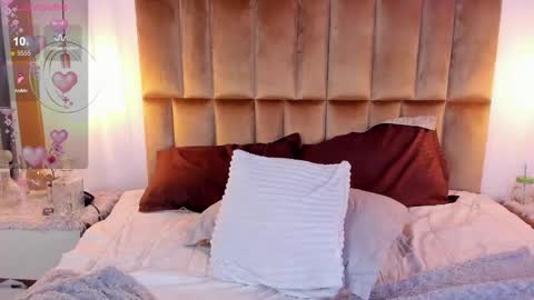 Anna  online show from 12.28.24