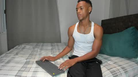 Jean  John online show from 04.05.26