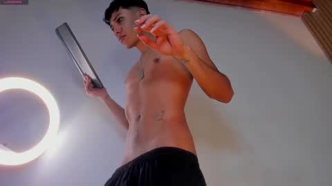 Snapshot of im_sebaslopez chatting on 03.10.25 im_sebaslopez online show from 03.10.25