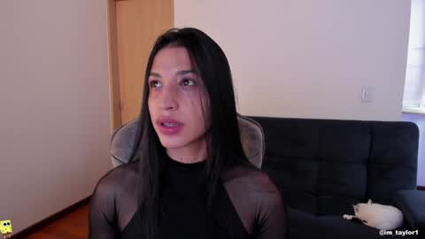 Snapshot of im_taylor chatting on 02.07.25 TAYLOR online show from 02.07.25