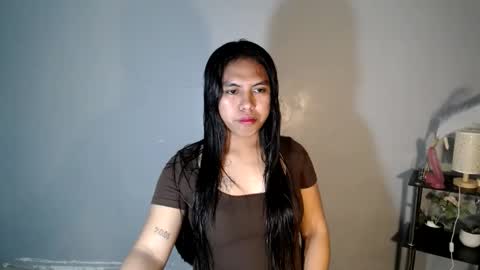 Snapshot of im_ur_girl_demure chatting on 05.23.26 kyline online show from 05.23.26