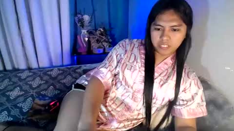 Snapshot of im_ur_girl_demure chatting on 06.29.26 kyline online show from 06.29.26