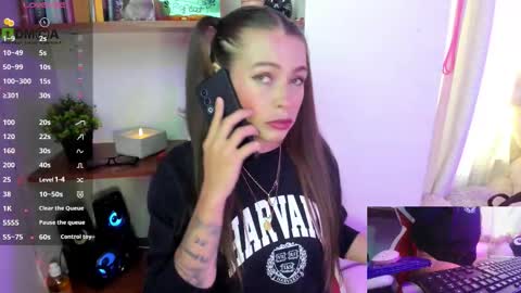 Lisa Hyga online show from 11.09.25