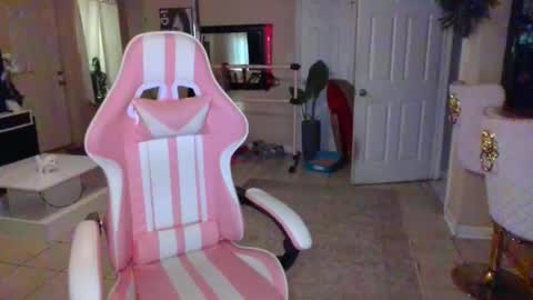 iman_love online show from 10.23.25