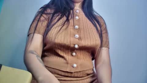 Snapshot of imdirtymilf chatting on 04.12.26 mia latina online show from 04.12.26