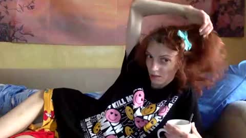Snapshot of imelissa8malis chatting on 06.17.26 irina online show from 06.17.26
