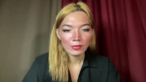 Mika online show from 02.12.26