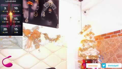 Snapshot of imlodge chatting on 12.12.24 Camilo Lodge online show from 12.12.24