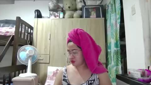 Snapshot of immaculate02 chatting on 02.26.25 Immaculate02 online show from 02.26.25