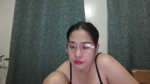 Snapshot of immaculate02 chatting on 04.18.26 Immaculate02 online show from 04.18.26