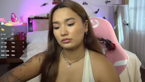 Imma  online show from 11.02.25