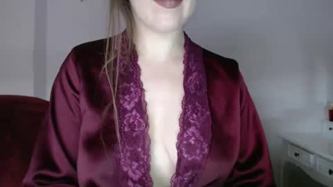 Snapshot of immouss chatting on 12.09.24 Pola online show from 12.09.24