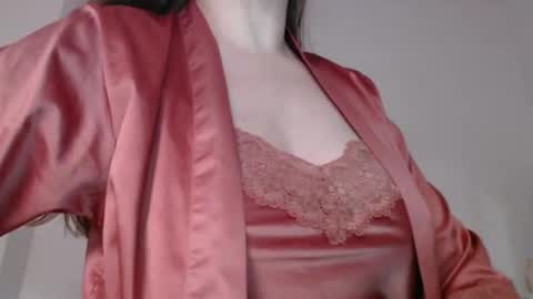 Snapshot of immouss chatting on 02.06.25 Pola online show from 02.06.25