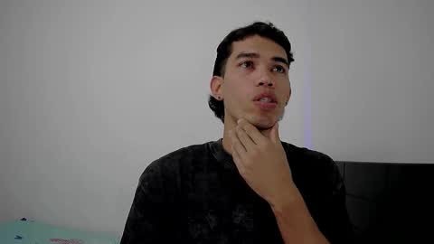 Snapshot of imnero_s chatting on 03.05.25 imnero_s online show from 03.05.25