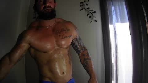 Majordadbod101 online show from 09.29.25