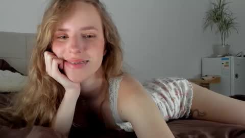 my name Imo  Fansly  online show from 09.26.25