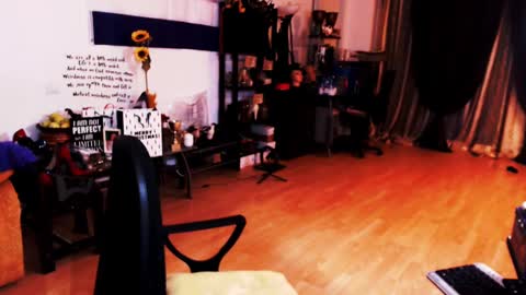 Empress online show from 12.06.24