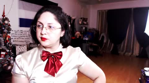 Empress online show from 12.09.24