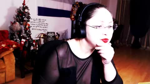 Empress online show from 02.09.25