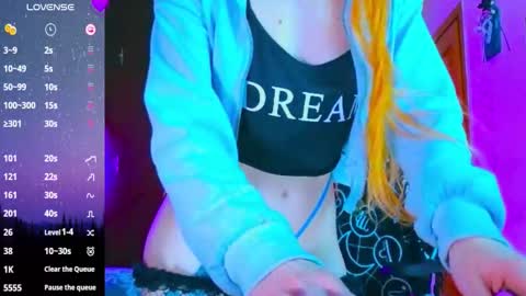 Lora online show from 12.18.25