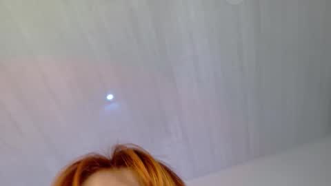 Sienna online show from 11.04.25