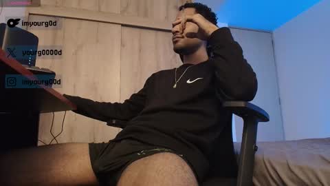 Snapshot of imyourg0d chatting on 02.20.26 Daniel thumb up me please its important Im new INDEPENDENT MODEL online show from 02.20.26