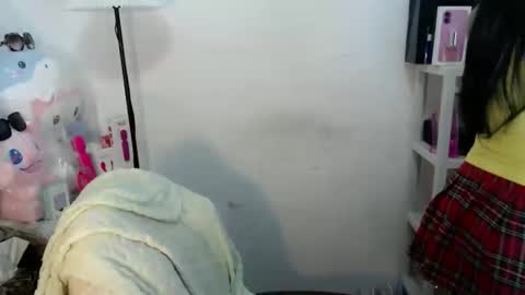 Snapshot of imyourlegalbaby chatting on 05.29.26 Aki online show from 05.29.26