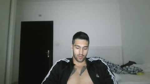 Snapshot of imyouroniichan chatting on 10.31.25 imyouroniichan online show from 10.31.25