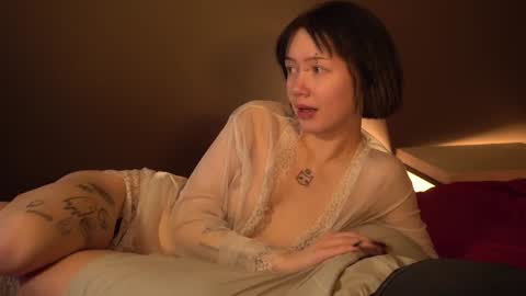 Snapshot of inagoodmood_ chatting on 02.06.25 OTIS and MILIY online show from 02.06.25